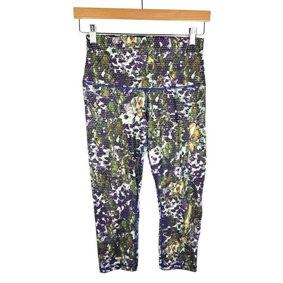 Lululemon High Rise Wunder Under Crop II Roll Down Floral Iris Print size 4 - Picture 4 of 12